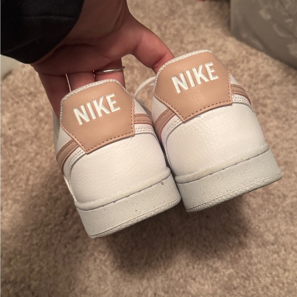 Nike Court Vision Low Sneakers - 12 Women’s - EUC - Picture 4 of 5